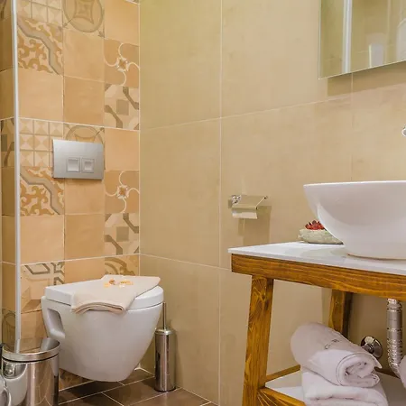 Girene Apartment