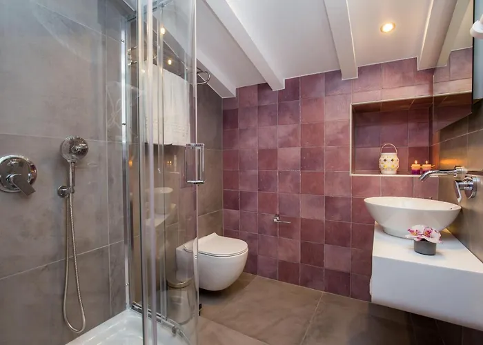 Girene Apartman Limenária